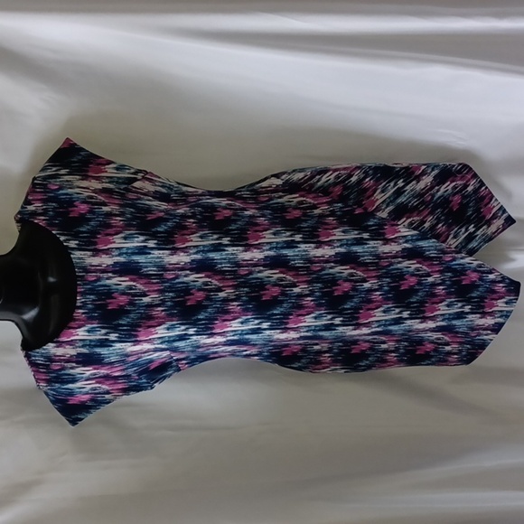 Attention Sheath Cap Sleeve Dress Size Medium - Picture 1 of 9